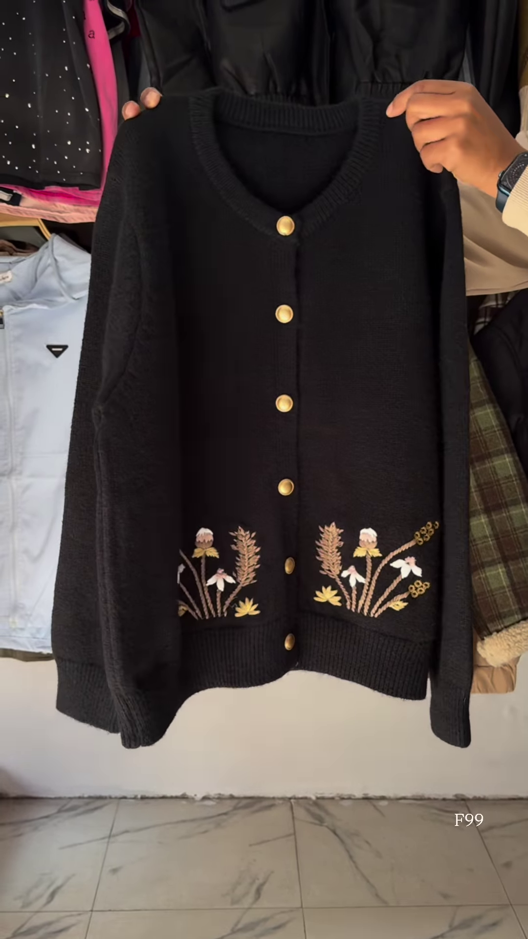 Black Floral Embroidered Button Cardigan – Luxe, Versatile, and Effortlessly Elegant 🌼✨