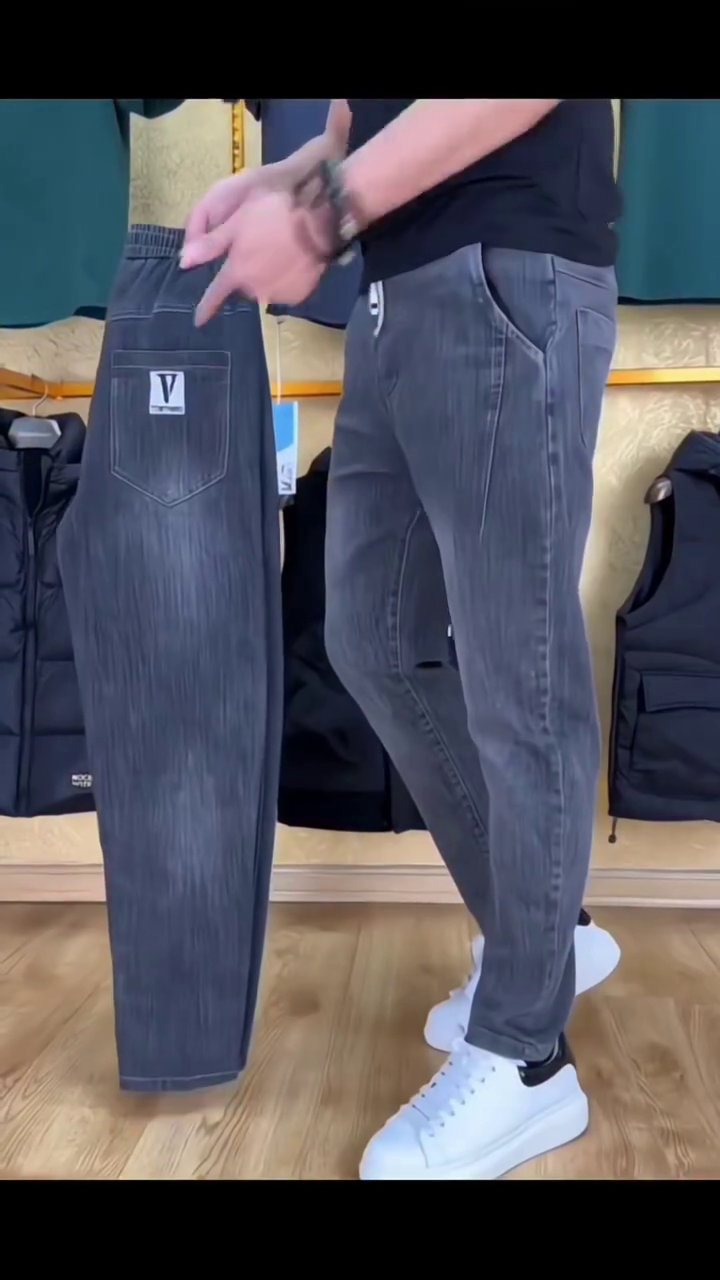 Men Stretchable Solid Jogger Jeans - Image 9