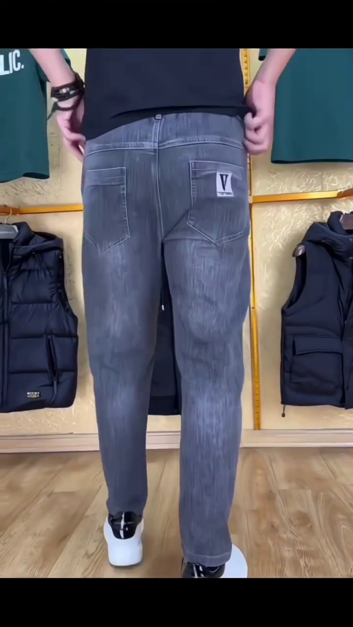 Men Stretchable Solid Jogger Jeans - Image 6