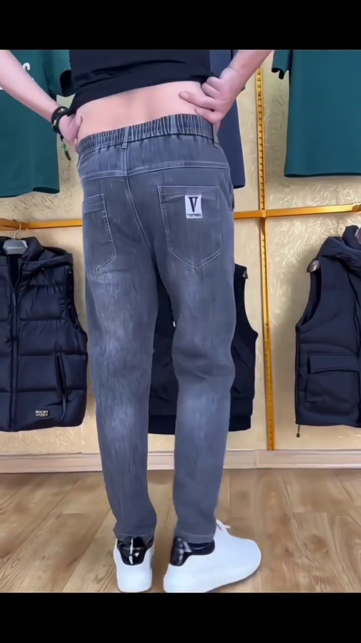Men Stretchable Solid Jogger Jeans - Image 5
