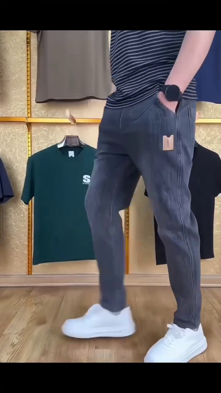 Men Stretchable Solid Jogger Jeans - Image 3