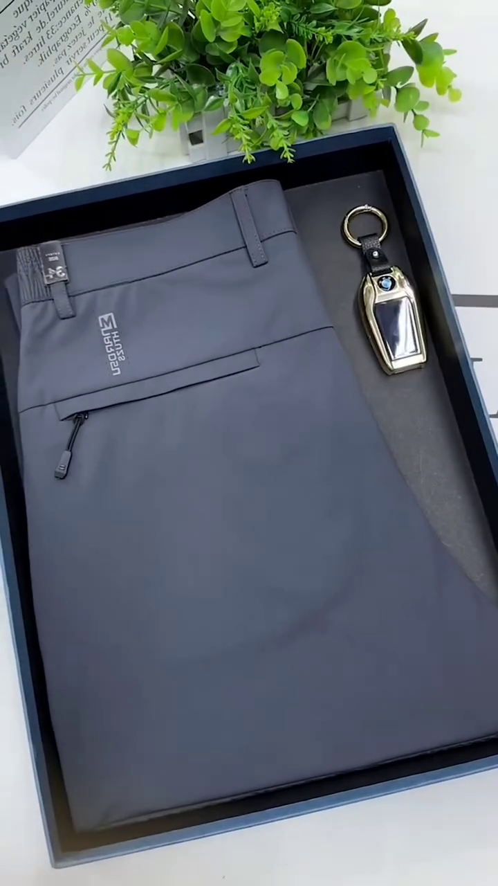Men Relaxed Straight Leg Tapered Fit Easy Wash Formal Trousers