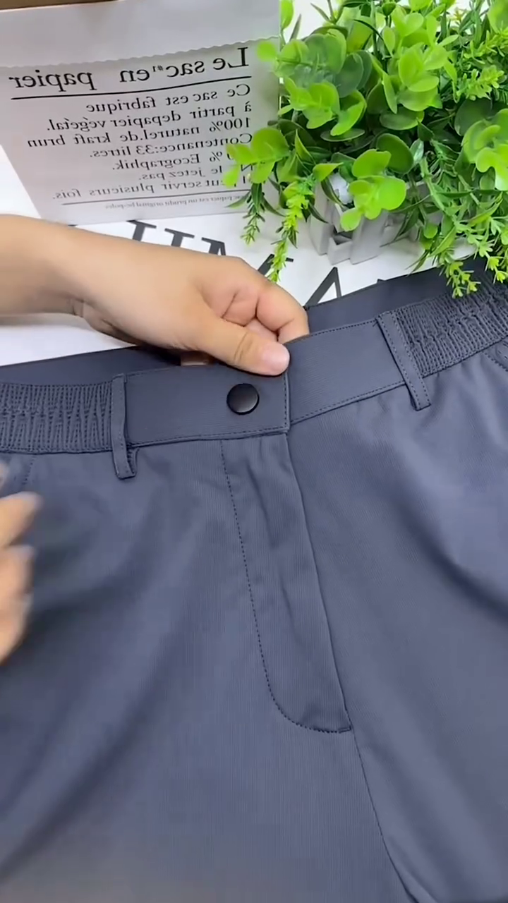 Men Relaxed Straight Leg Tapered Fit Easy Wash Formal Trousers - Image 5
