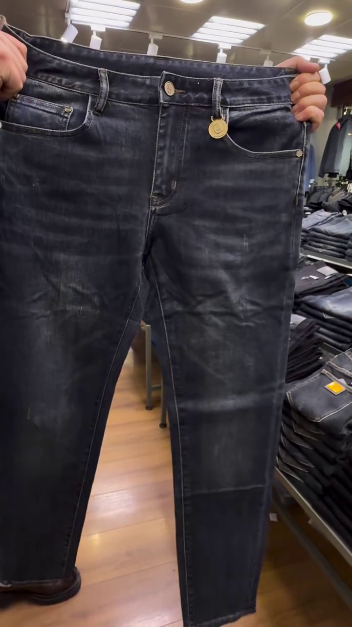 hyper Men Slim Fit Light Fade Stretchable Jeans - Image 6