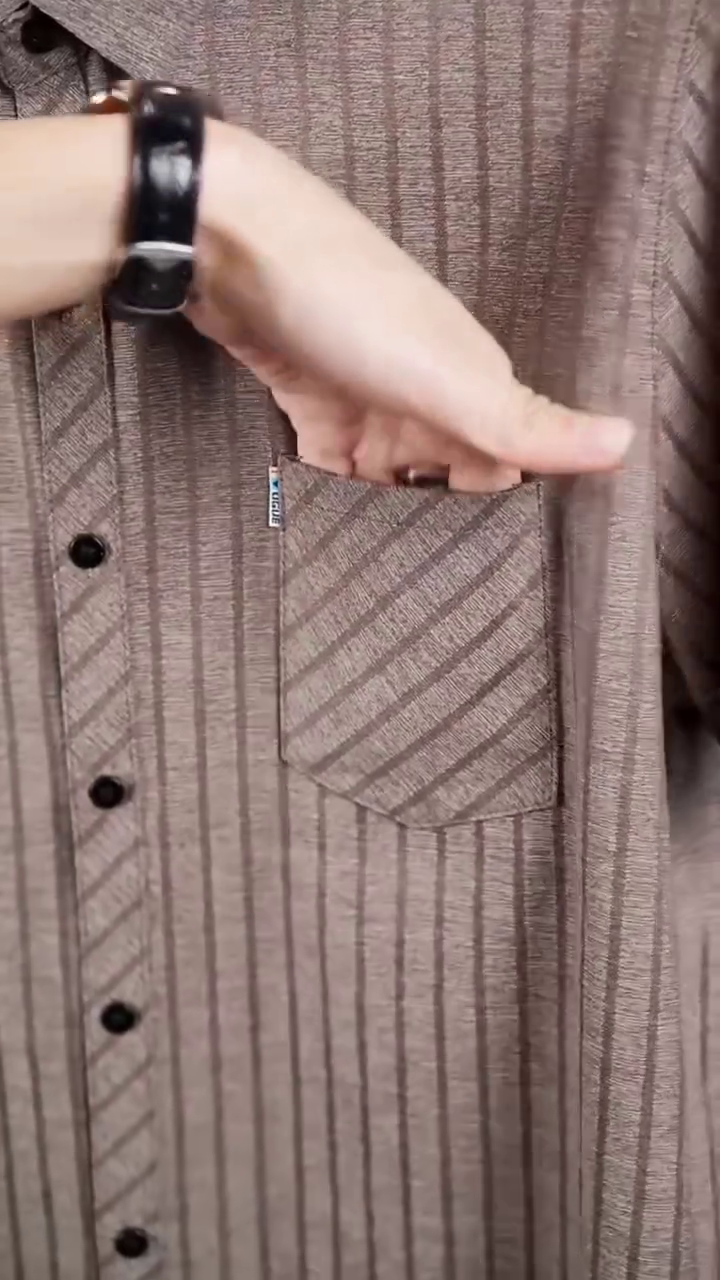 Men Striped Formal Shirt - Image 3