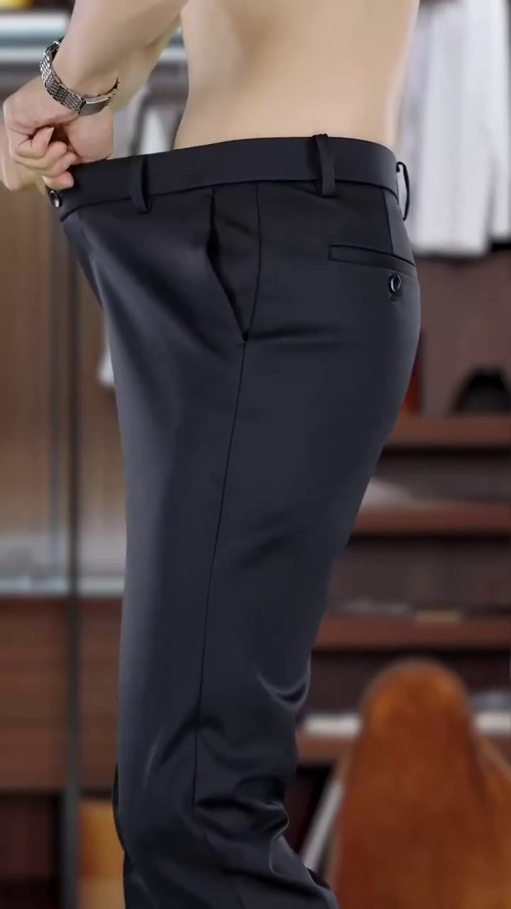 Men Charcoal Grey Plain Slim Fit Trousers - Image 4