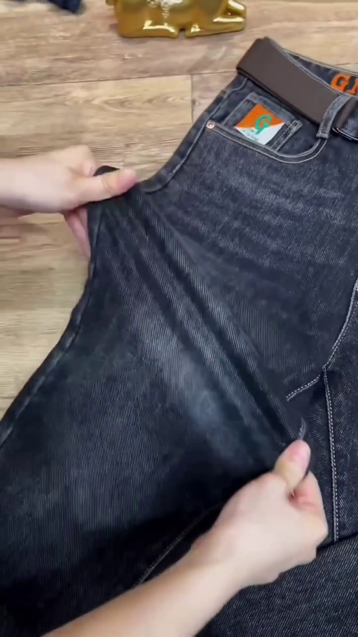 Men Slim Tapered Fit Stretchable Jeans - Image 11