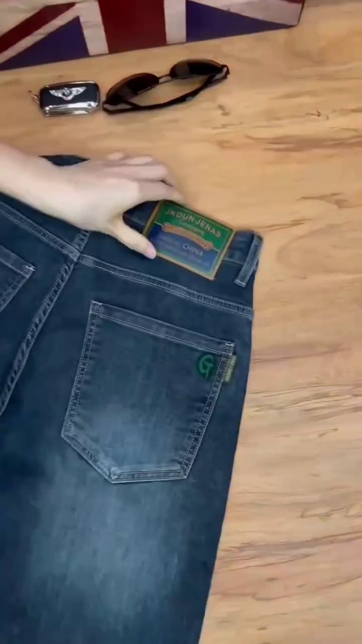 Men Slim Tapered Fit Stretchable Jeans - Image 4