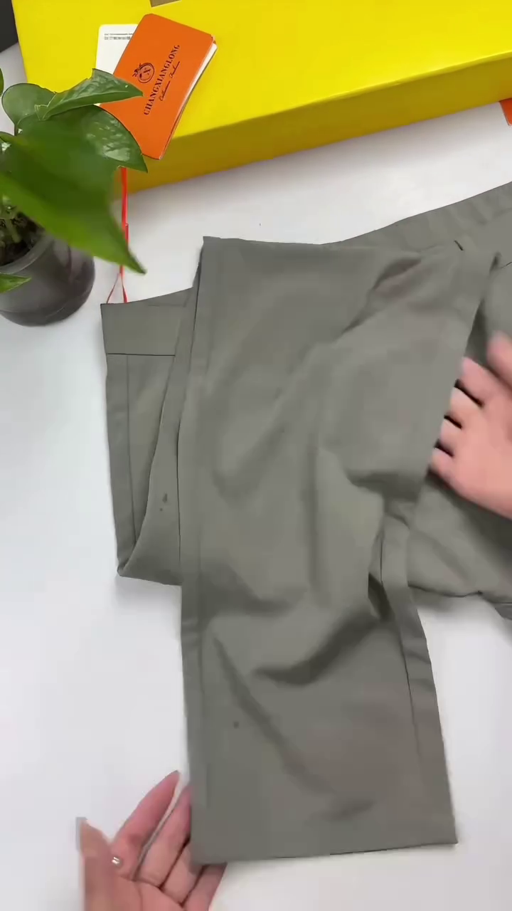 Men High-Rise Formal Trousers - Image 9